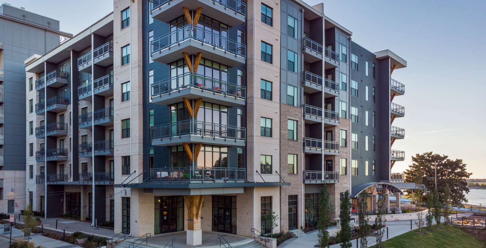 The Landing Residences exterior - Memphis, TN
